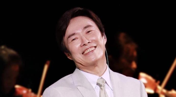 费玉清退出歌坛了吗 费玉清正式封麦让人震惊