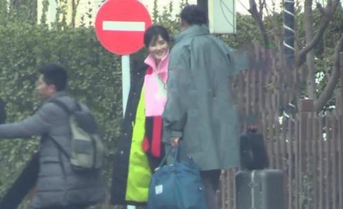 谢娜疑怀二胎拍广告肚子凸起明显 谢娜和张杰离了吗二胎是真的吗