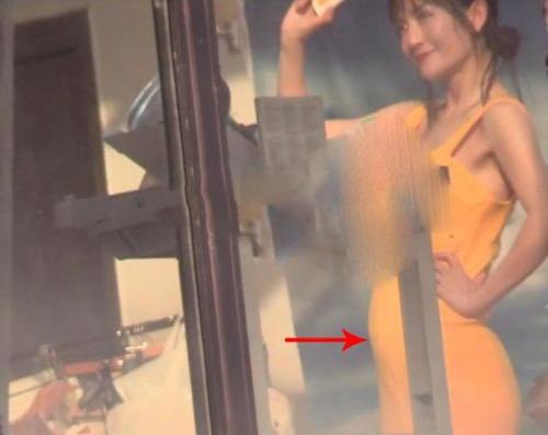 谢娜疑怀二胎拍广告肚子凸起明显 谢娜和张杰离了吗二胎是真的吗