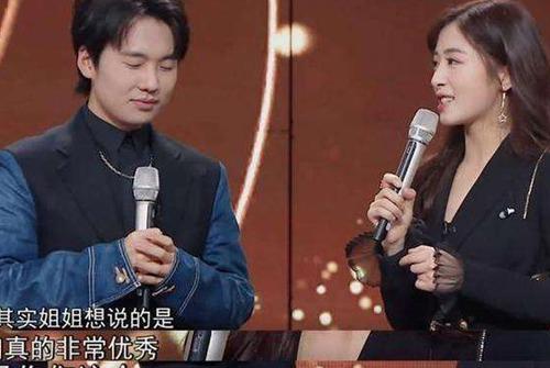 郭麒麟狂追张含韵怎么回事 原来声临其境牵线郭麒麟张含韵