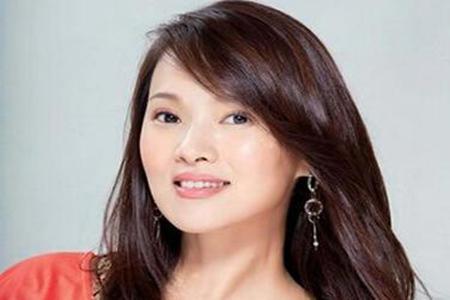 伊能静牵手门是怎么回事？ 当年为何与前夫庾澄庆离婚？