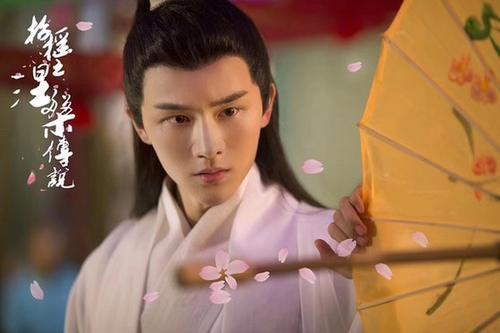 杨泽个人资料详情介绍 杨泽为什么被叫小叔叔原因曝光引热议