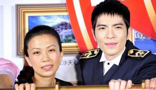 萧敬腾承认恋情与经纪人什么时候在一起的 萧敬腾经纪人资料曝光