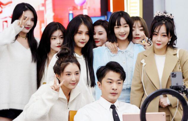 安若溪为什么退出辛巴团队 原因或许与合同有关?