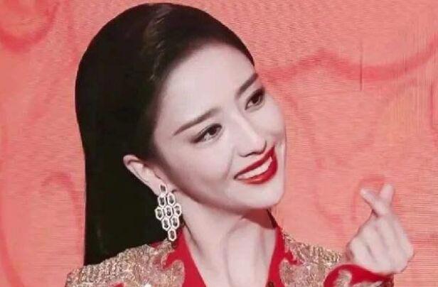 佟丽娅事件为什么不能说 起底佟丽娅为什么能主持春晚