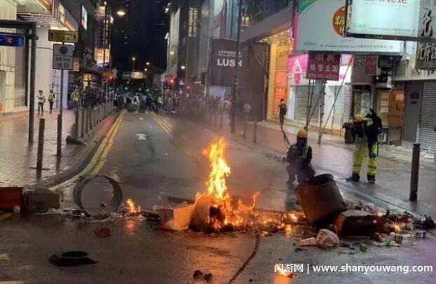 龙应台事件怎么回事 龙应台鸡蛋事件始末