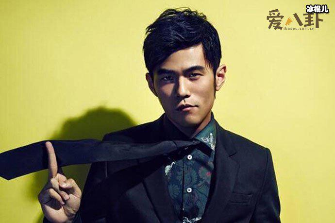 周杰伦第一张专辑叫什么名字 首张音乐专辑2000年发布