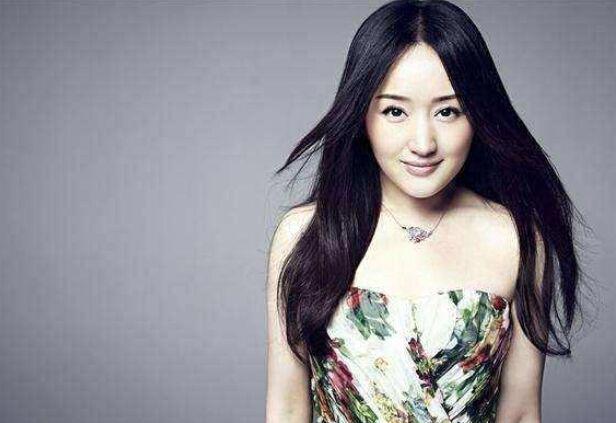 杨钰莹的红楼事件是怎么回事 网传杨钰莹为赖文峰堕过四次胎