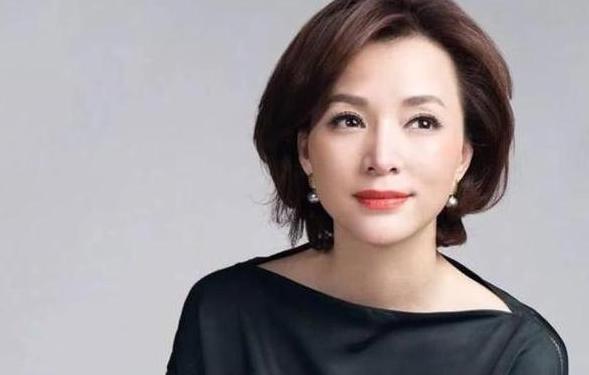 董卿为什么消失了 被央视解雇原因分析