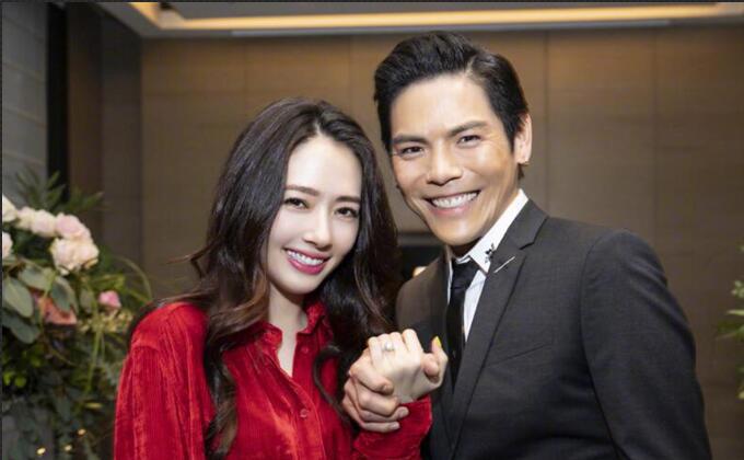 向佐成功求婚郭碧婷向太神助攻 向太为什么那么喜欢郭碧婷