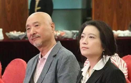 陈佩斯为什么被封已故是真的吗 陈佩斯老婆和儿子资料介绍