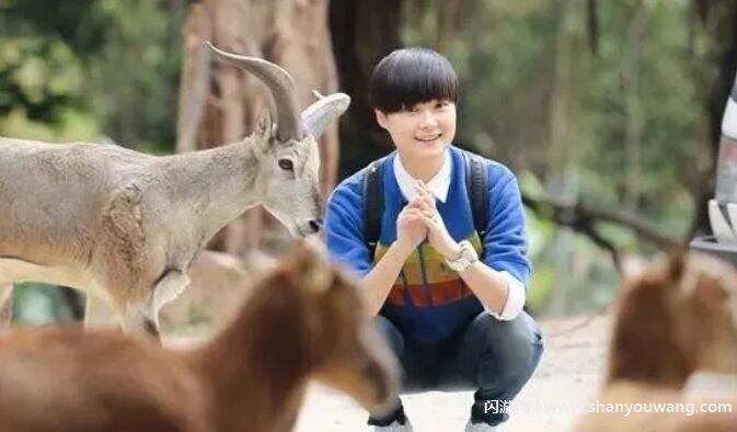 李宇春的三任丈夫分别是谁 李宇春嫁78岁外国富翁婚礼系误读