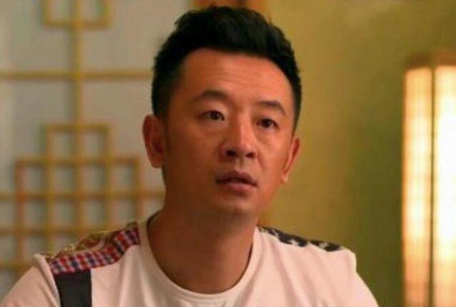 黄海波为什么被收容教育六个月 黄海波被重判原因分析