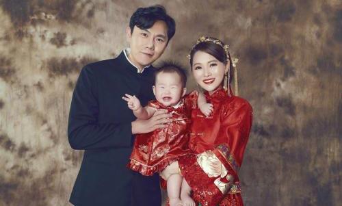 伊能静否认怀孕微博发长文解释 伊能静疑似再孕照片属角度问题