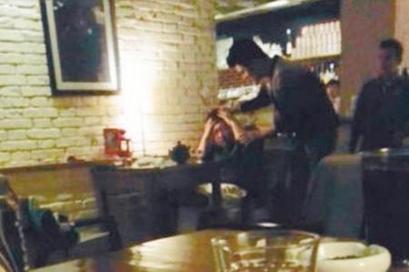 于正发文回应秒删称没有disss谁的意思 于正被打是韩栋睡了沈泰女友