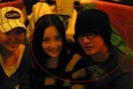 李小璐因搞直播被质问上了热搜 盘点李小璐的前男友都有谁？