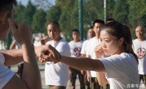 女保镖张美丽个人资料简介 年收入百万让人震惊