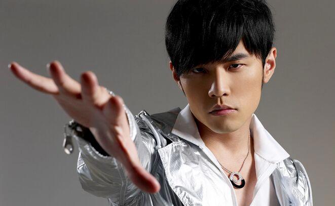 周杰伦的原名叫什么 周杰伦为什么周董名字由来