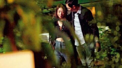 陈绮贞新男友是谁 陈绮贞与前男友钟成虎分手才7个月