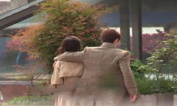 刘诗诗愤怒疑被男演员揩油，网友：吴奇隆还有5秒到达战场