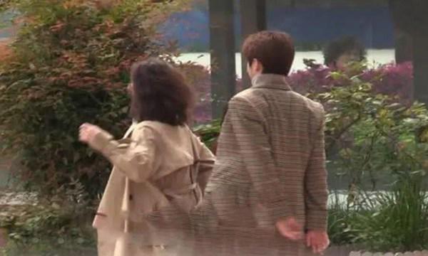 刘诗诗愤怒疑被男演员揩油,网友:吴奇隆还有5秒到达战场