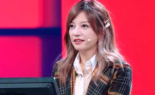 赵薇谈演员门槛变低网友直呼通透 赵薇近况新综艺开播热度高