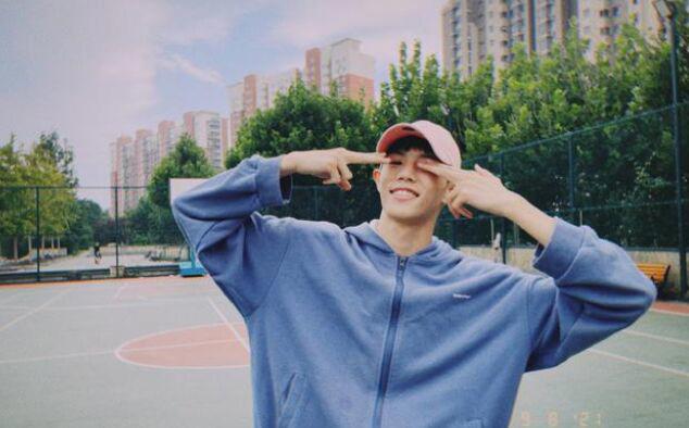 刘聪是谁 男星刘聪出柜陈律官宣恋情