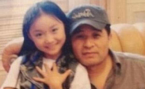 毕福剑女儿近照曝光打扮个性 毕福剑最新消息录制综艺即将复出