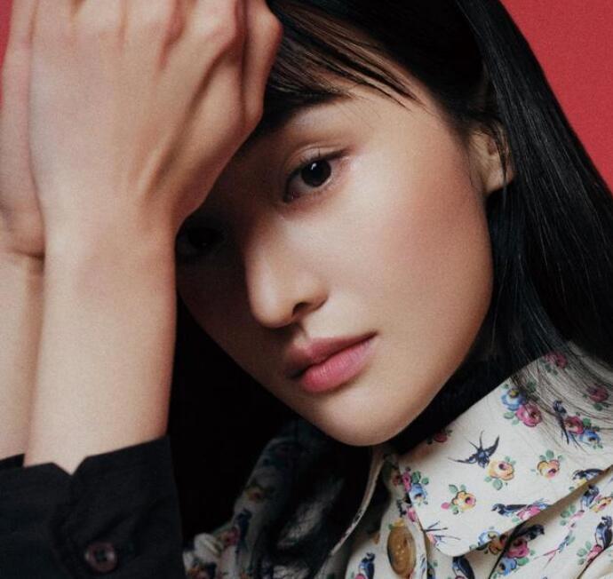 郑爽评论周扬青 郑爽感性留言周扬青被过分解读是怎么回事