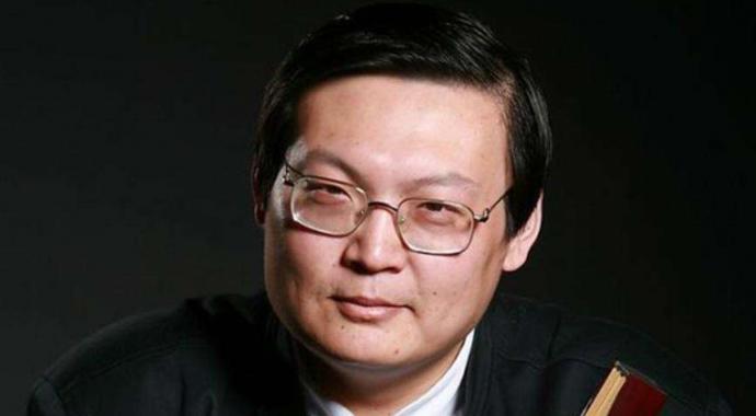 梁宏达事件是怎么回事 老梁现在主持的节目有哪些在哪里工作