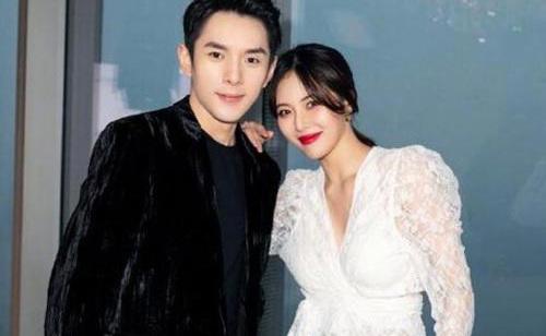 泫雅李佳琦同框网友关注点却是这个 泫雅回应掀裙子如今穿着保守