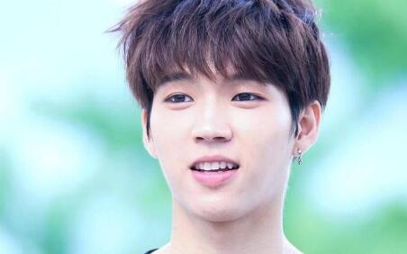 南优贤入伍这么晚的原因 因醉酒事件遭雪藏是谣言