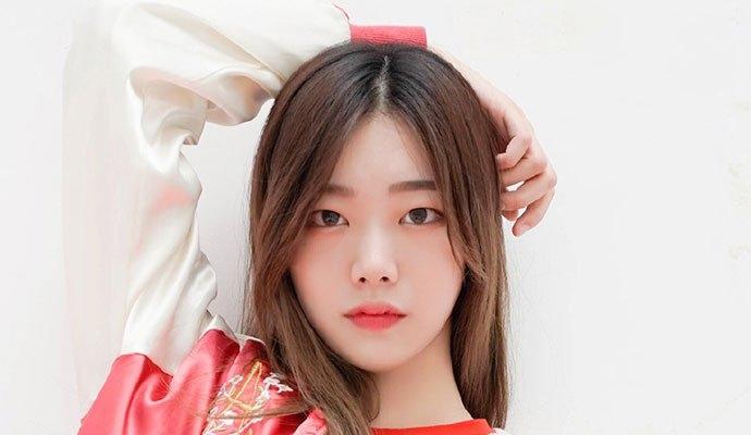 青春有你2选手冯若航身高体重比例好评 冯若航学校背景深扒引热议