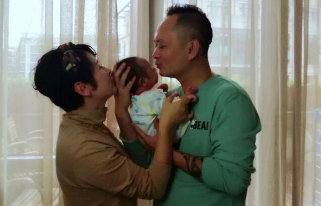 杨明娜老公个人资料流出 网传是李进荣其实杨明娜老公姓田