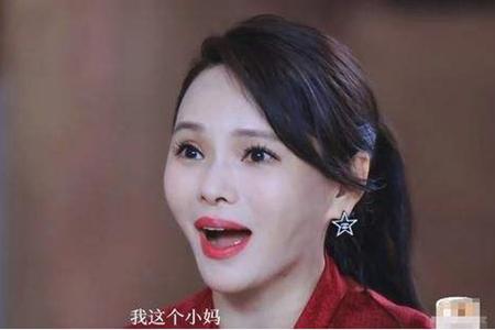 伊能静谈教王丽坤王智唱歌 伊能静为什么看不上还内涵王智和王丽坤