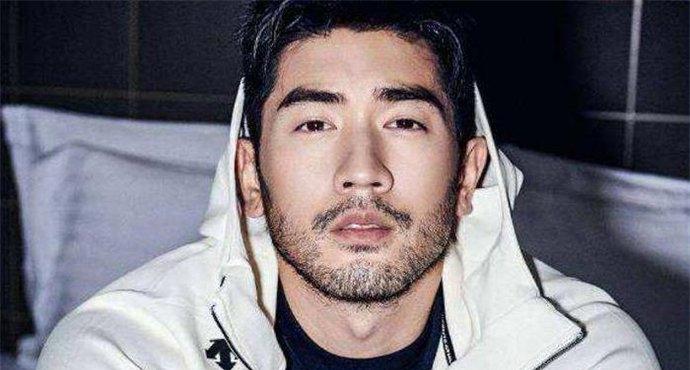 高以翔焦俊艳错过的女孩是指她吗 高以翔女朋友是他最爱吗