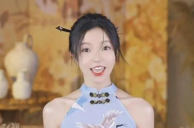 小潘潘为什么被全网黑 被骂原因与改编黄梅戏《女驸马》有关