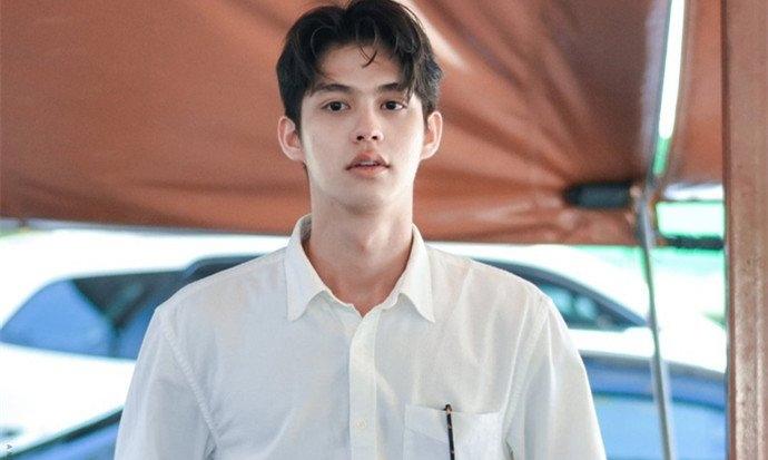 泰剧假偶天成演员表男主资料深扒 泰国男星Bright女朋友曝光