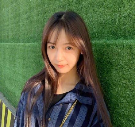 秦牛正威否认恋情说了什么 秦牛正威吴亦凡恋情事件微博小号遭扒