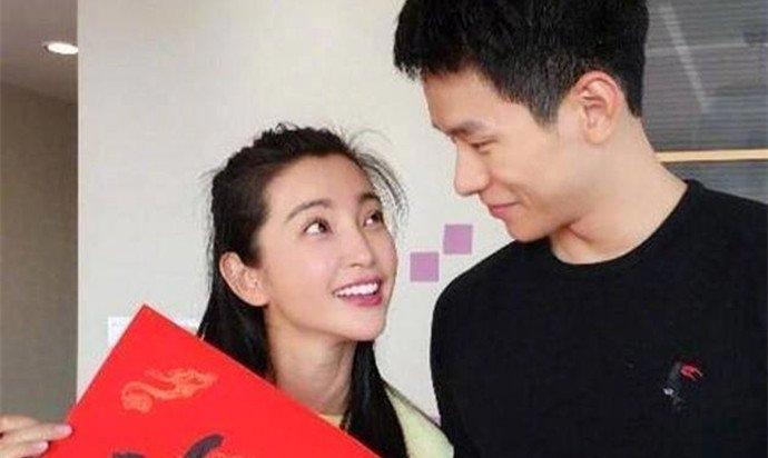 李冰冰恢复单身和许文楠分手 李冰冰微博否认前男友还债事情详情