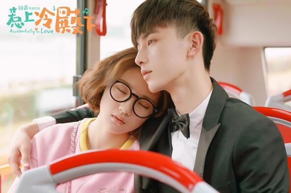 郭俊辰喜欢谭松韵吗 两人关系大揭秘