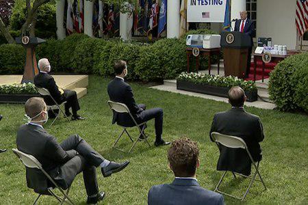 特朗普总统要求所有白宫人员戴口罩，彭斯未现身不幸中招了？