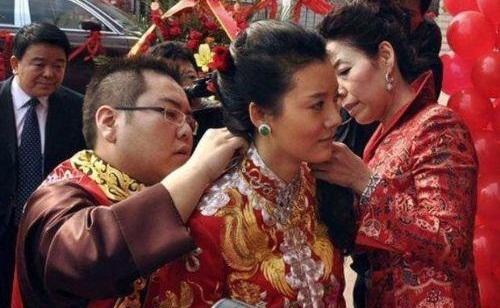 车晓老公山西首富如今败光120亿家产成老赖 车晓个人简介现状