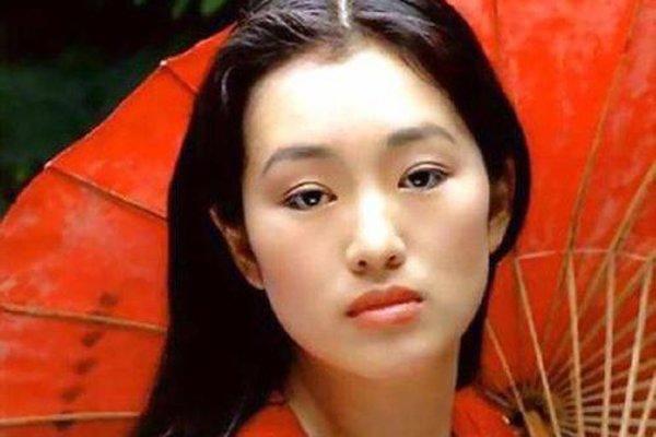 巩俐恢复国籍真的吗真实情况 巩俐个人资料为何是新加坡国籍