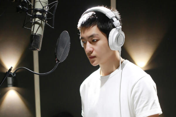 屈楚萧恋情是真的吗 发文否认后万籽麟随即自曝被分手引发猜疑