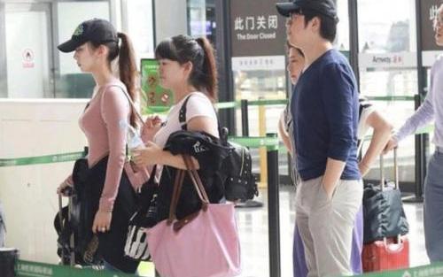 郎朗没帮老婆拿行李引网友热议不绅士 郎朗回应得体获大家称赞