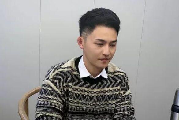 抖音网红衣哥什么背景 为什么能请那么多明星