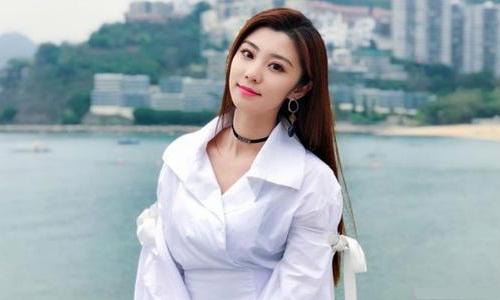 王牌对王牌主持人费沁雯老公是谁 费沁雯个人资料背景曝光