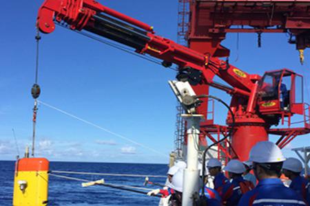 海斗一号成功万米海试 海水不可斗量“海斗”却可以测量