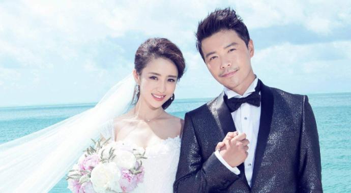 佟丽娅儿子为什么叫朵朵 佟丽娅儿子正面照片怎样的曝光好可爱